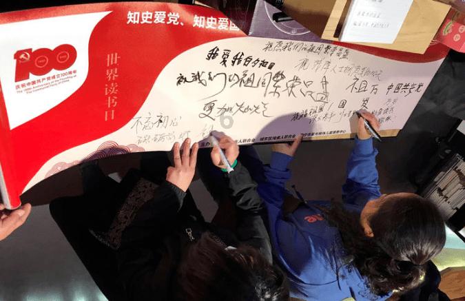 紫色魔法师守城中文版